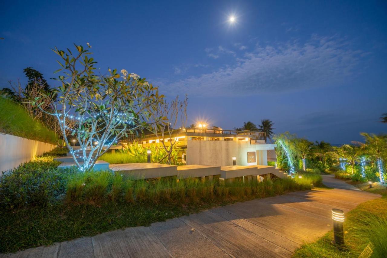Seanery Beach Resort Bang Saphan Esterno foto